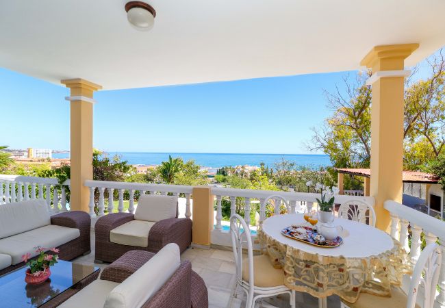 Villa en La Cala de Mijas - Family villa with sea views in La Cala 