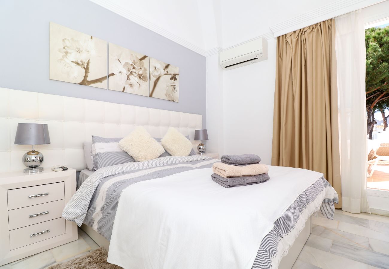 Casa adosada en Marbella - Fantastic 1 bed townhouse close to Marbella