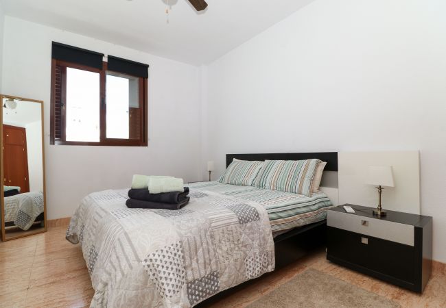 Casa adosada en La Cala de Mijas - La Cala townhouse, beach 400 m, roof terrace, BBQ Casa adosada en La Cala de Mijas - La Cala townhouse, beach 400 m, roof terrace, BBQ