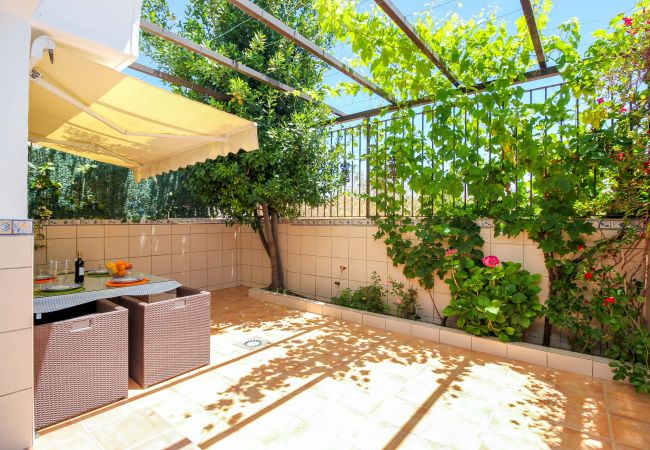 Casa adosada en La Cala de Mijas - La Cala townhouse, beach 400 m, roof terrace, BBQ Casa adosada en La Cala de Mijas - La Cala townhouse, beach 400 m, roof terrace, BBQ