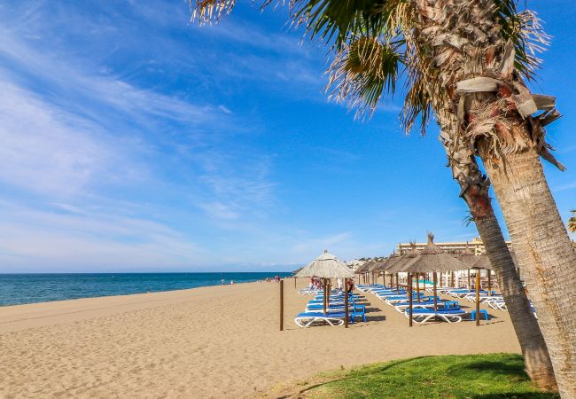 Casa adosada en La Cala de Mijas - La Cala townhouse, beach 400 m, roof terrace, BBQ Casa adosada en La Cala de Mijas - La Cala townhouse, beach 400 m, roof terrace, BBQ