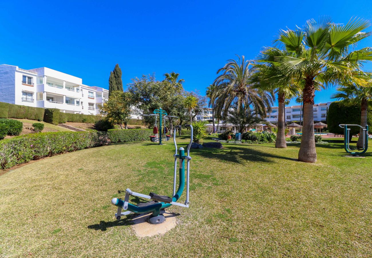 Apartamento en Mijas Costa - Apartment with garden and seaview