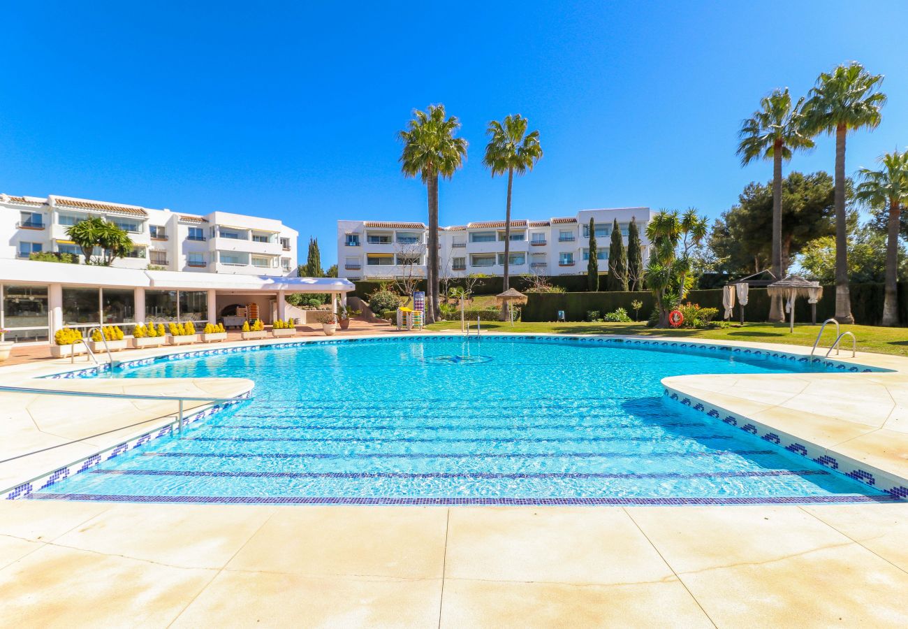 Apartamento en Mijas Costa - Apartment with garden and seaview