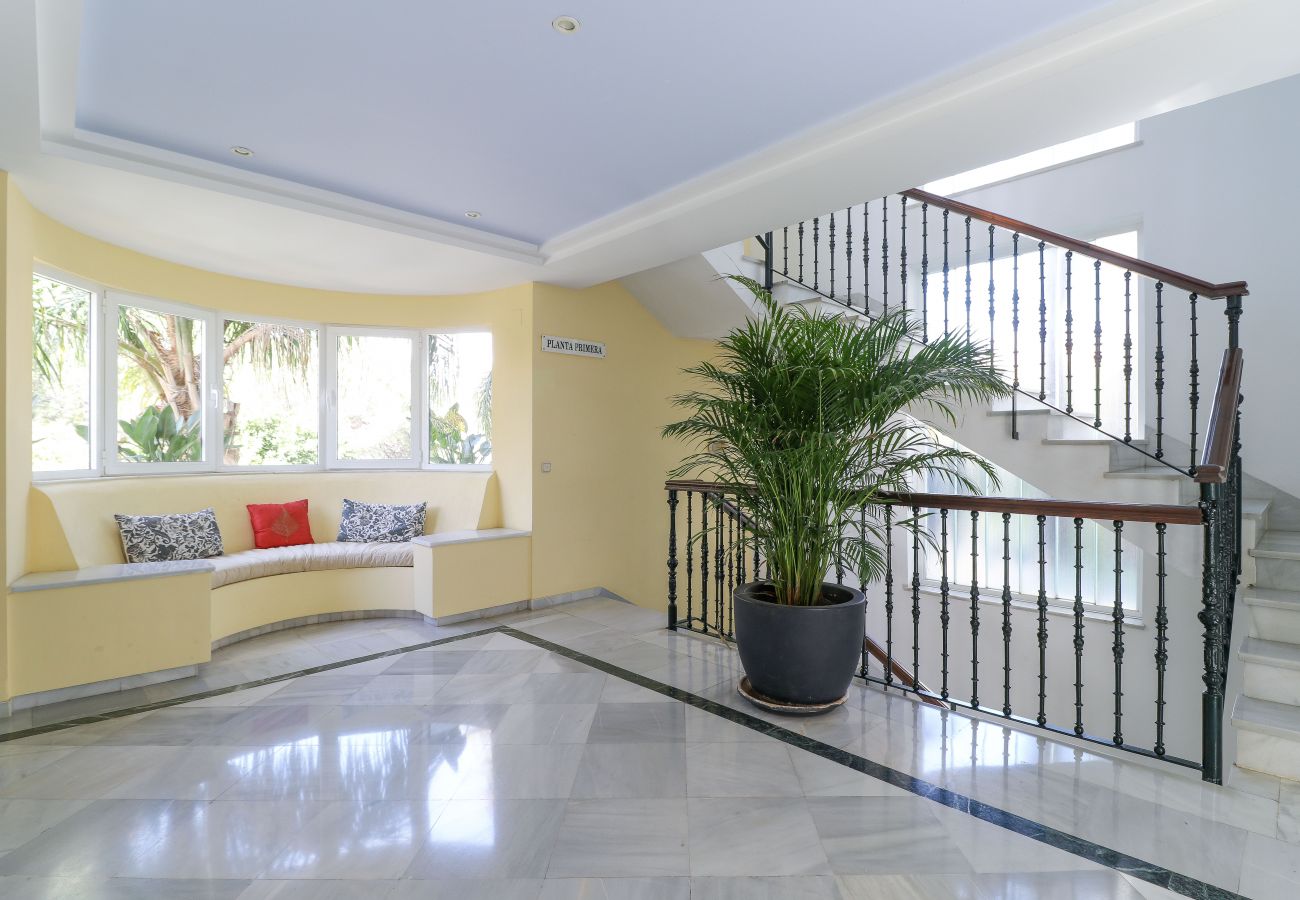 Apartamento en Marbella - Bahia Real apartamento con amplia terraza