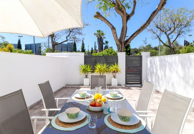 Casa adosada en Marbella - Superb townhouse with big sunny terrace