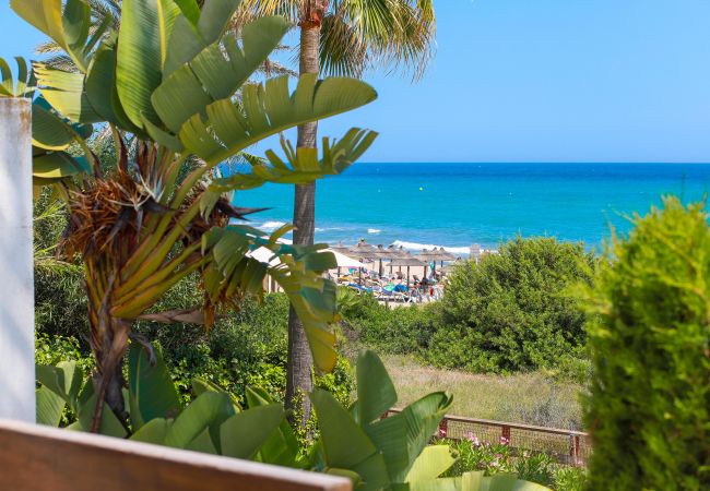 Apartamento en Marbella - Lujoso frente al mar con impresionantes vistas al mar - Los Monteros Apartamento en Marbella - Lujoso frente al mar con impresionantes vistas al mar - Los Monteros