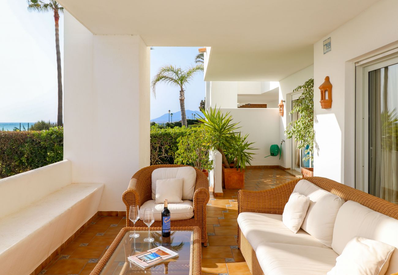 Apartamento en Marbella - Beachfront Los Monteros Palm Beach