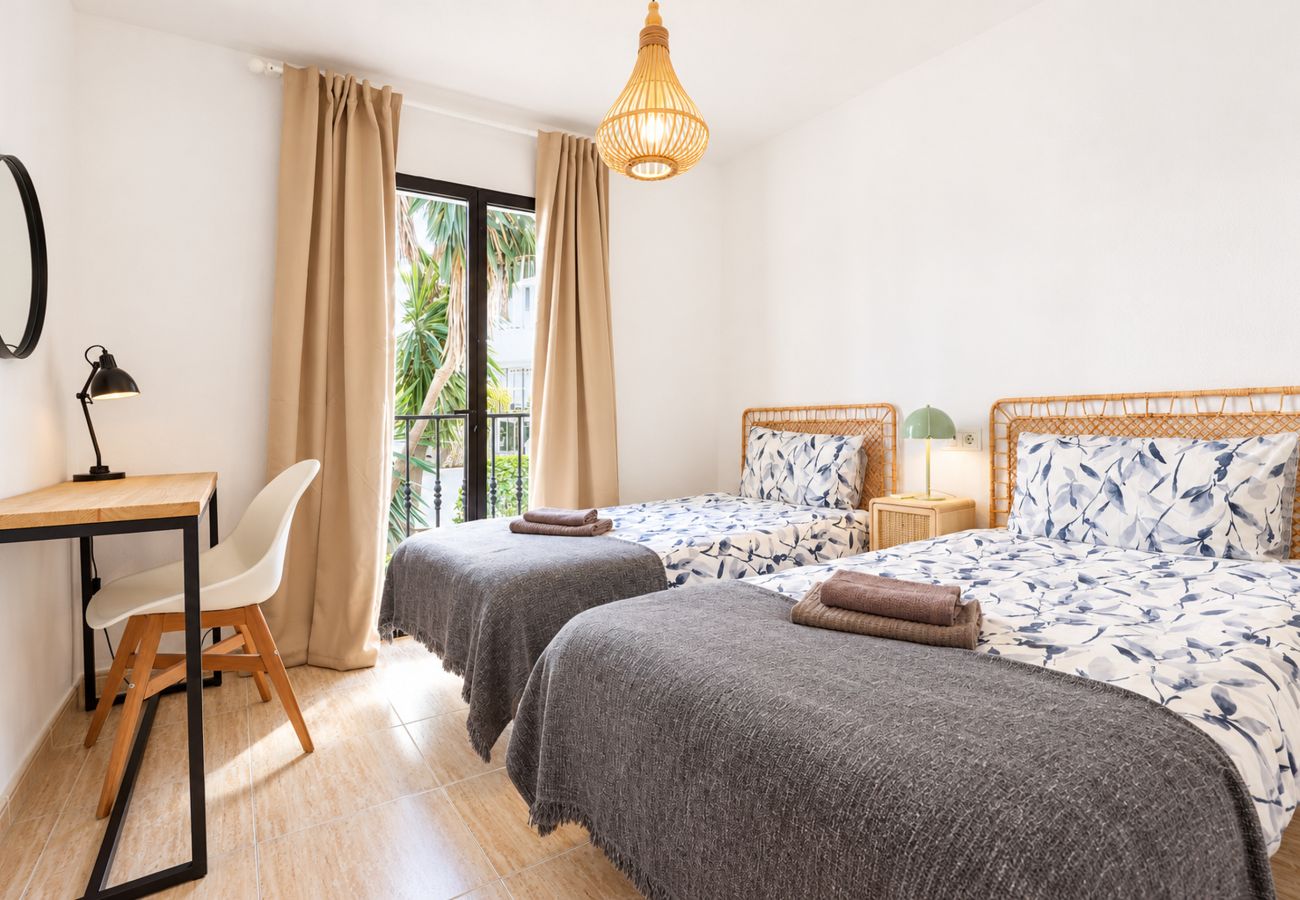 Apartamento en Mijas Costa - Delta Mar - vistas al mar, playa a 5 minutos a pie