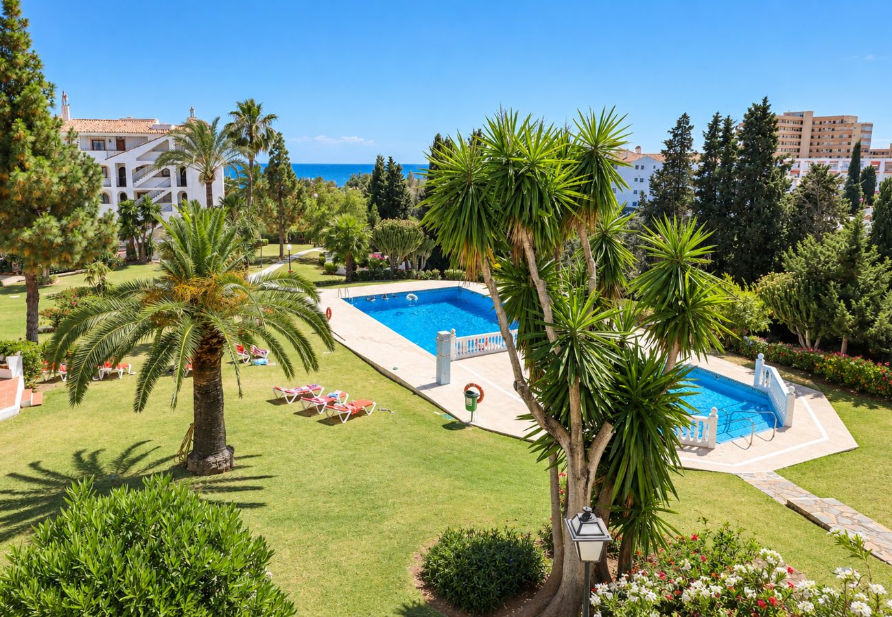 Apartamento en Mijas Costa - Delta Mar - vistas al mar, playa a 5 minutos a pie