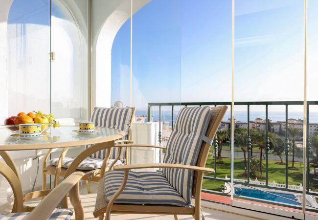 Apartamento en Mijas Costa - Bahía Playa, fantásticas vistas, playa a 5 minutos a pie Apartamento en Mijas Costa - Bahía Playa, fantásticas vistas, playa a 5 minutos a pie