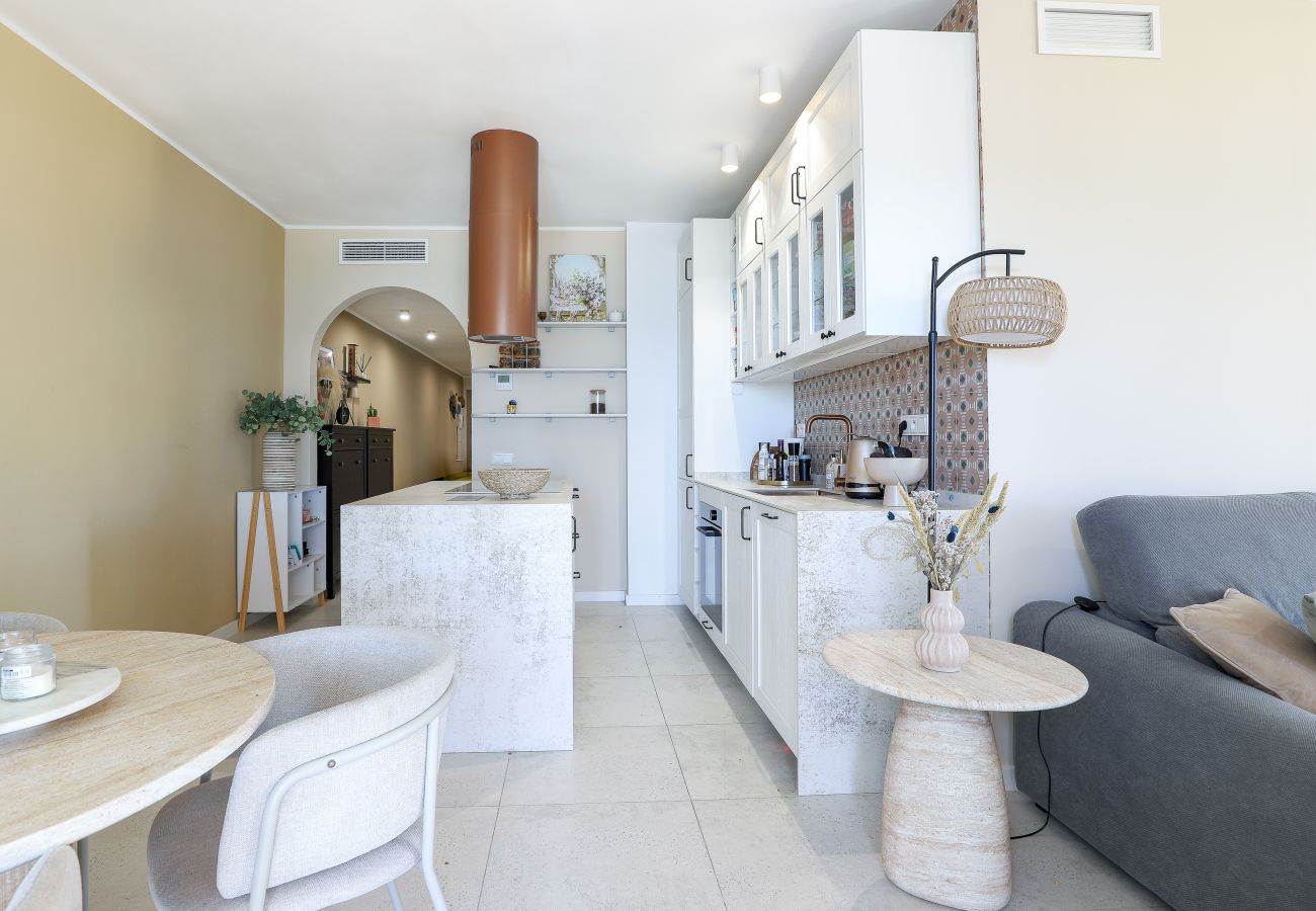 Apartamento en Fuengirola - Primera linea de la playa - Dona Sofia, Fuengirola