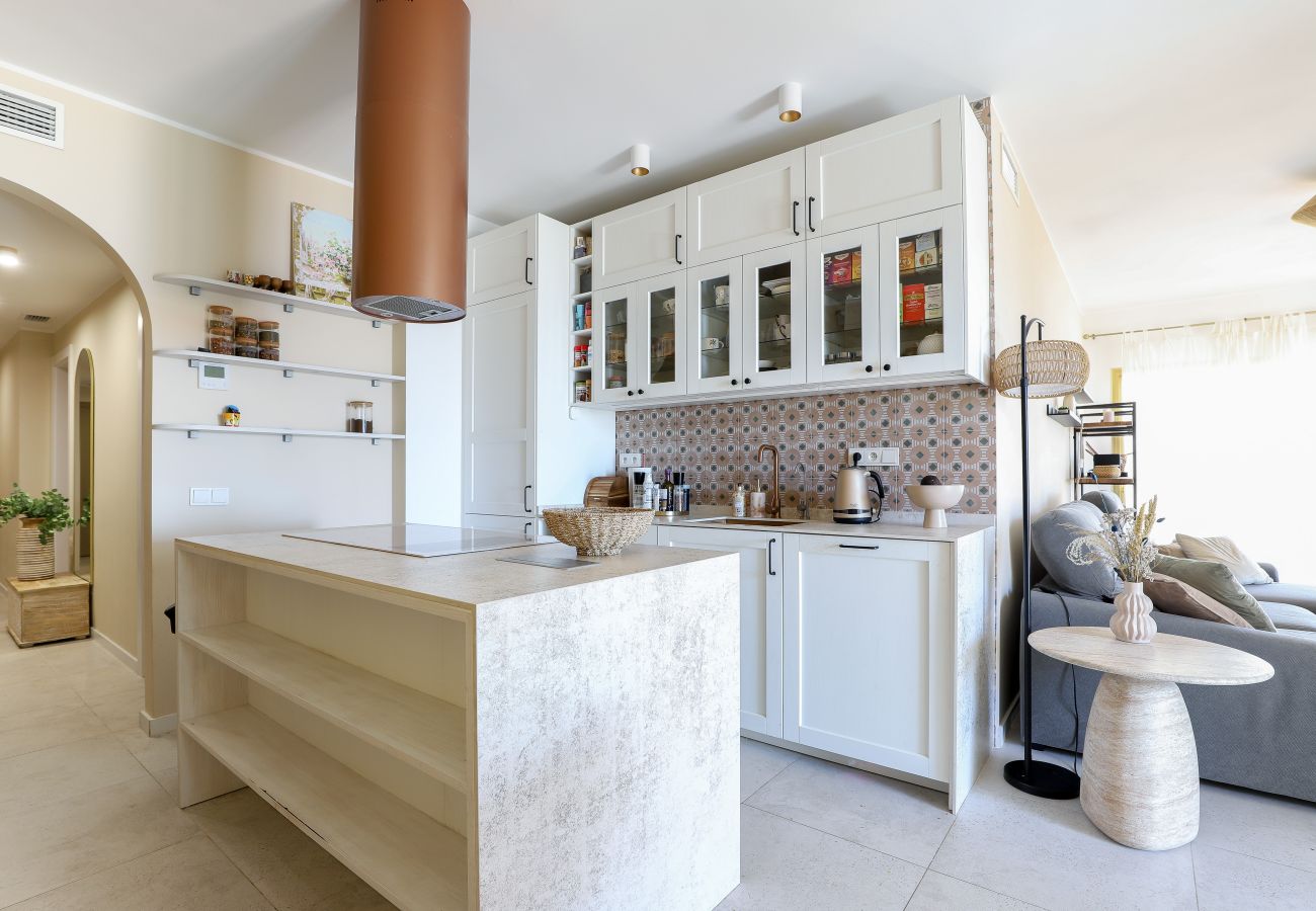 Apartamento en Fuengirola - Primera linea de la playa - Dona Sofia, Fuengirola