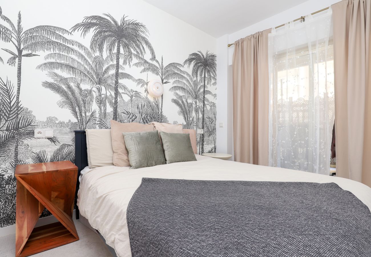Apartamento en Fuengirola - Primera linea de la playa - Dona Sofia, Fuengirola
