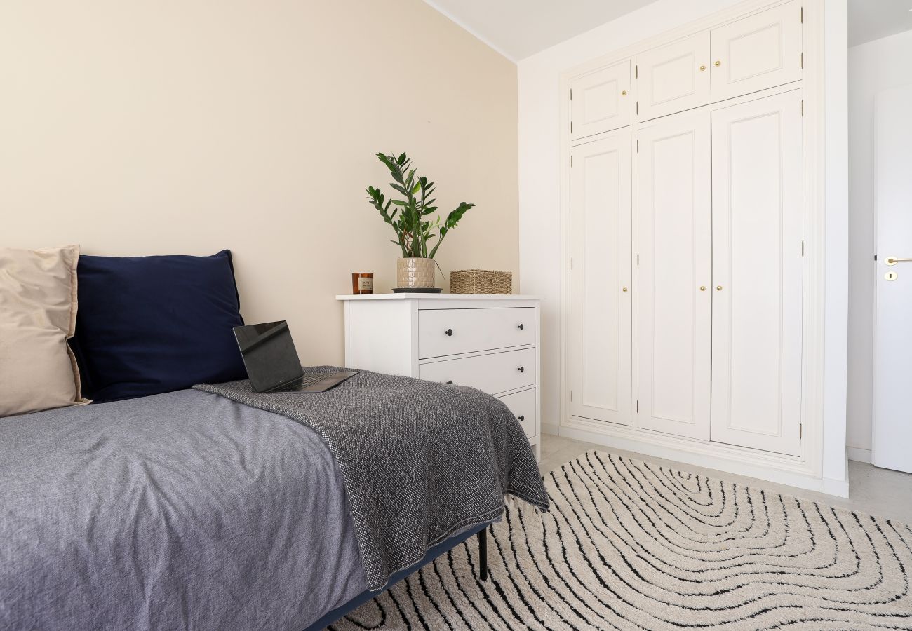 Apartamento en Fuengirola - Primera linea de la playa - Dona Sofia, Fuengirola