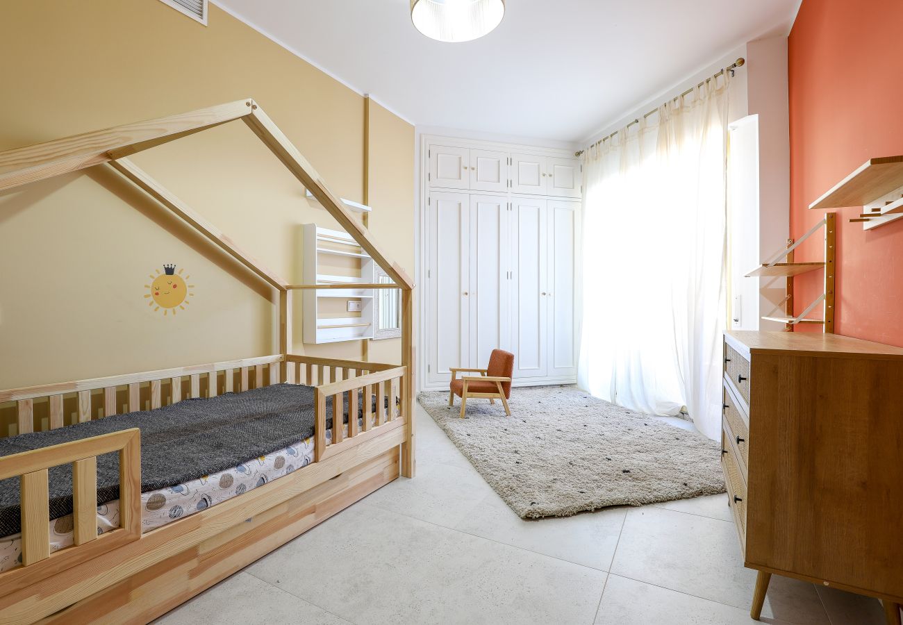 Apartamento en Fuengirola - Primera linea de la playa - Dona Sofia, Fuengirola