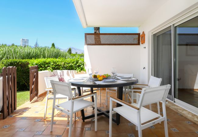 Apartamento en Marbella - Los Monteros Palm Beach con jardin  Apartamento en Marbella - Los Monteros Palm Beach con jardin