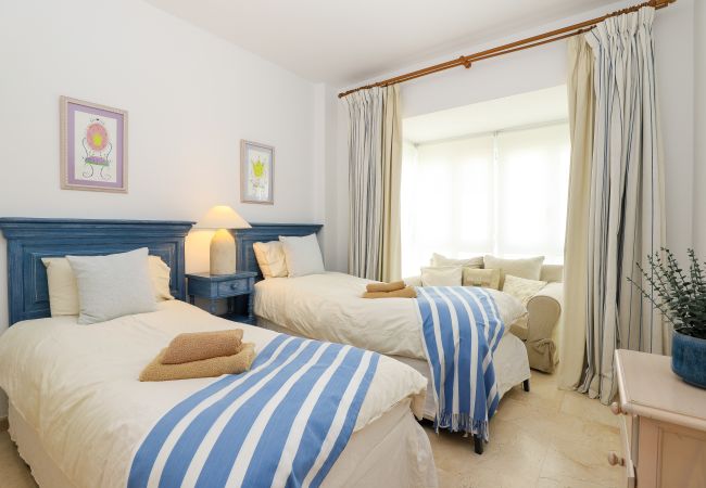 Apartamento en Marbella - Los Monteros Palm Beach con jardin  Apartamento en Marbella - Los Monteros Palm Beach con jardin
