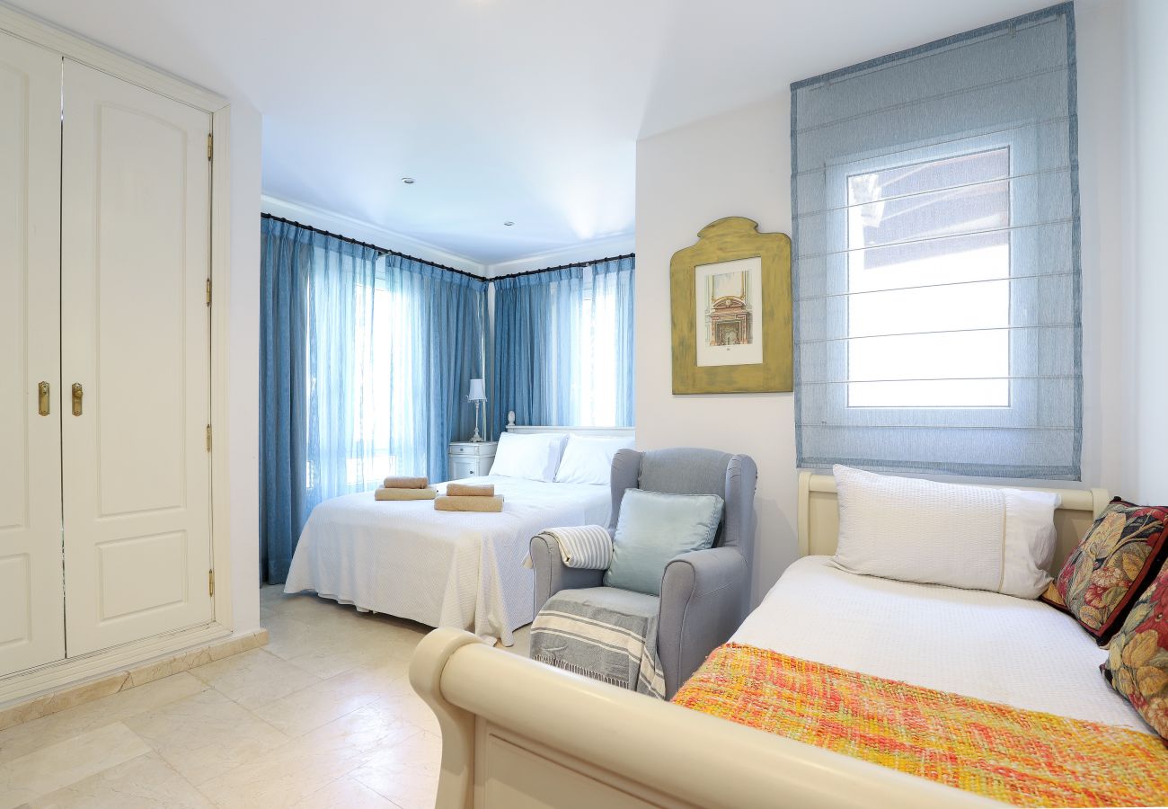 Apartamento en Marbella - Los Monteros Palm Beach con jardin 