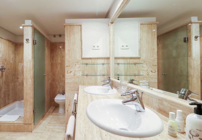 Appartement à Marbella - Fabulous apartment - frontline beach Los Monteros Appartement à Marbella - Fabulous apartment - frontline beach Los Monteros