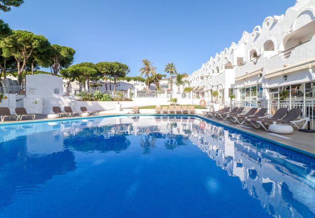 Maison mitoyenne à Marbella - Bright townhouse -great onsite facilities Maison mitoyenne à Marbella - Bright townhouse -great onsite facilities