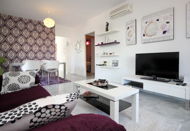 Appartement à Mijas Costa - Amazing place with large terrace and BBQ Appartement à Mijas Costa - Amazing place with large terrace and BBQ