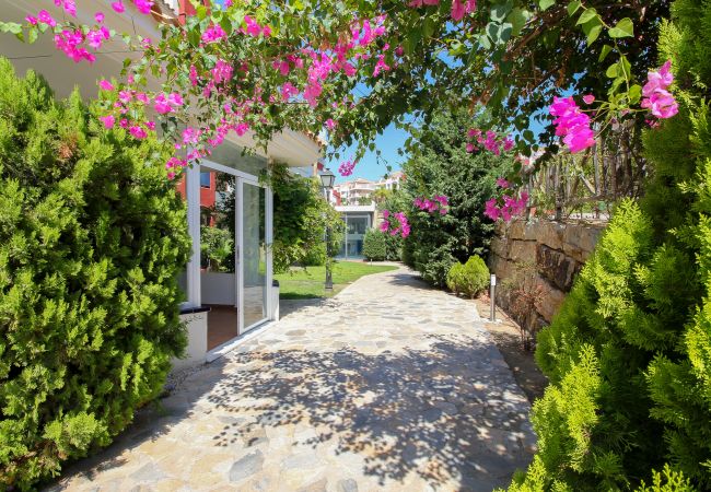 Appartement à Mijas Costa - Amazing place with large terrace and BBQ Appartement à Mijas Costa - Amazing place with large terrace and BBQ