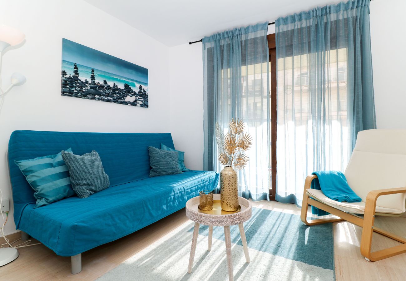 Appartement à Fuengirola - Cozy place in Fuengirola - 50m to the beach