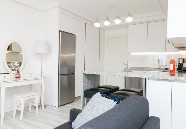 Studio à Marbella - Studio de luxe avec immense terrasse - Front de mer de Romana Playa Studio à Marbella - Studio de luxe avec immense terrasse - Front de mer de Romana Playa