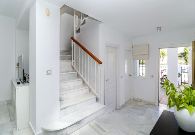 Maison mitoyenne à Marbella - Los Naranjos Marbella maison Maison mitoyenne à Marbella - Los Naranjos Marbella maison