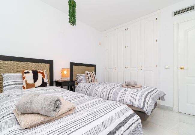 Maison mitoyenne à Marbella - Los Naranjos Marbella maison Maison mitoyenne à Marbella - Los Naranjos Marbella maison