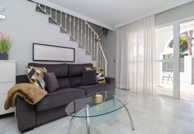 Maison mitoyenne à Marbella - Beautiful sunny townhouse - great resort facilities Maison mitoyenne à Marbella - Beautiful sunny townhouse - great resort facilities