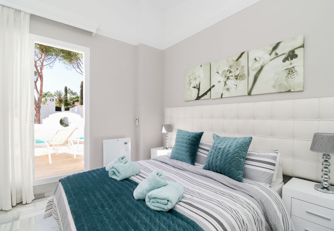 Maison mitoyenne à Marbella - Beautiful sunny townhouse - great resort facilities
