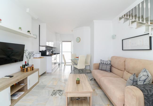 Maison mitoyenne à Marbella - Superb townhouse with big sunny terrace