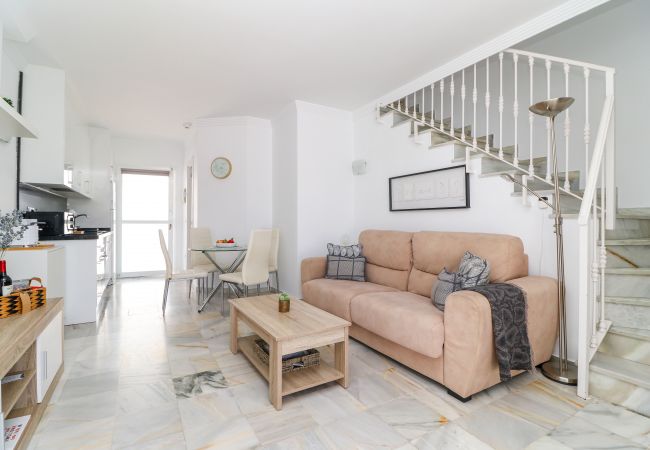 Maison mitoyenne à Marbella - Superb townhouse with big sunny terrace Maison mitoyenne à Marbella - Superb townhouse with big sunny terrace