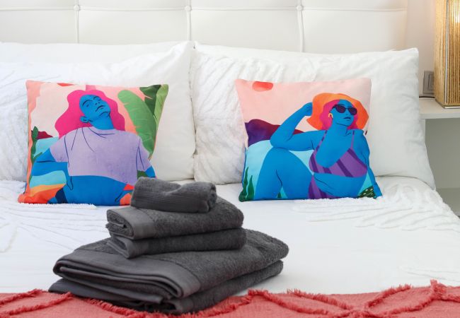 Maison mitoyenne à Marbella - Superb townhouse with big sunny terrace Maison mitoyenne à Marbella - Superb townhouse with big sunny terrace