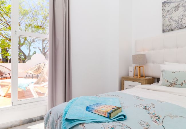 Maison mitoyenne à Marbella - Superb townhouse with big sunny terrace Maison mitoyenne à Marbella - Superb townhouse with big sunny terrace