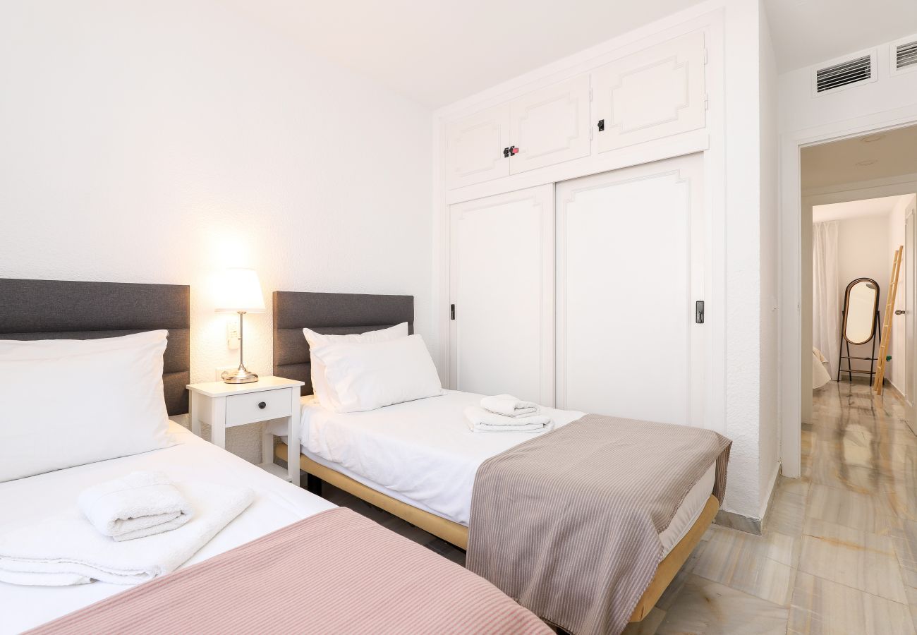 Appartement à Mijas Costa - Calahonda 2BED apartment - great location