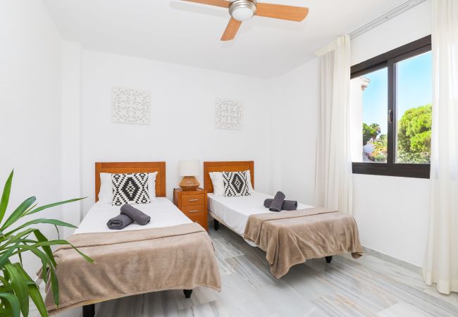 Appartement à Mijas Costa - Club Calahonda avec vue sur mer - emplacement idéal Appartement à Mijas Costa - Club Calahonda avec vue sur mer - emplacement idéal