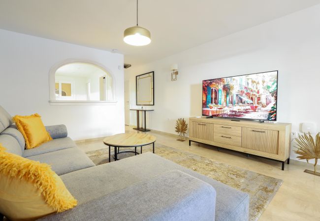 Appartement à Marbella - Playa Real en bord de mer avec vue sur la piscine Appartement à Marbella - Playa Real en bord de mer avec vue sur la piscine