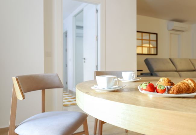 Appartement à Marbella - Playa Real en bord de mer avec vue sur la piscine Appartement à Marbella - Playa Real en bord de mer avec vue sur la piscine