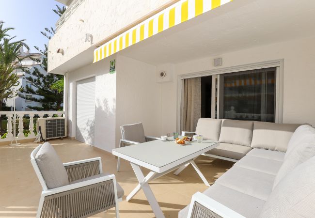 Appartement à Marbella - Playa Real en bord de mer avec vue sur la piscine Appartement à Marbella - Playa Real en bord de mer avec vue sur la piscine