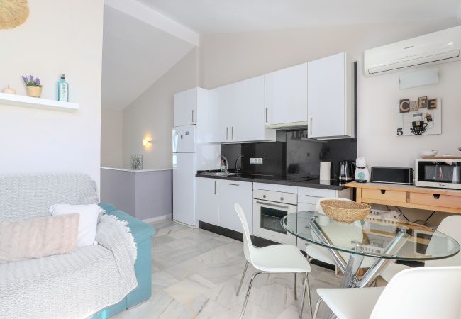 Appartement à Marbella - Modern and sunny duplex, BBQ, 3 terraces Appartement à Marbella - Modern and sunny duplex, BBQ, 3 terraces