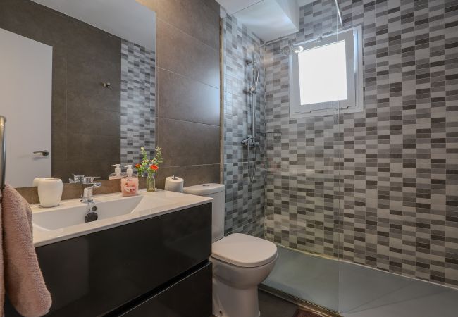 Appartement à Marbella - Modern and sunny duplex, BBQ, 3 terraces Appartement à Marbella - Modern and sunny duplex, BBQ, 3 terraces