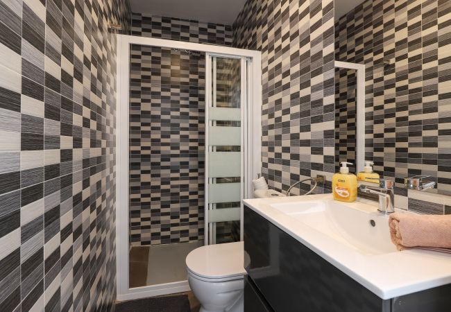 Appartement à Marbella - Modern and sunny duplex, BBQ, 3 terraces Appartement à Marbella - Modern and sunny duplex, BBQ, 3 terraces