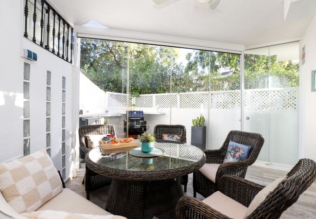 Appartement à Nueva andalucia - Los Naranjos / Puerto Banus apartment Appartement à Nueva andalucia - Los Naranjos / Puerto Banus apartment