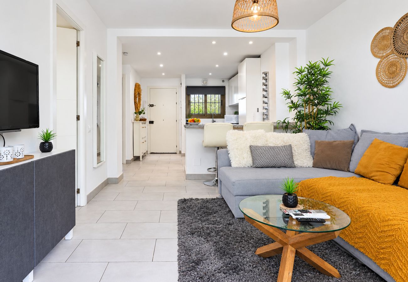 Appartement à Mijas Costa - Appartement avec Vue sur la Mer, Terrasse Privée, Jardin et Barbecue