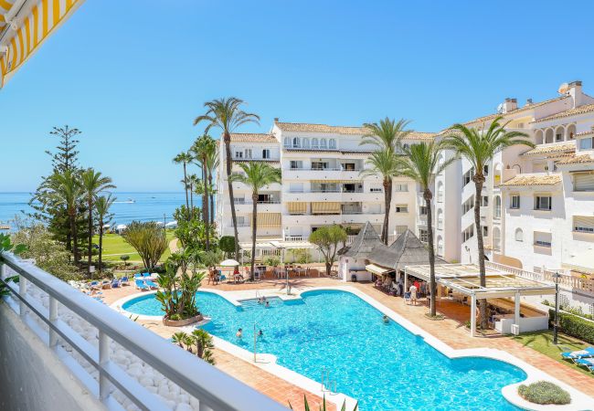 Appartement à Marbella - Luxueux appartement neuf avec vue sur la mer  - en bord de mer à Playa Real Appartement à Marbella - Luxueux appartement neuf avec vue sur la mer  - en bord de mer à Playa Real