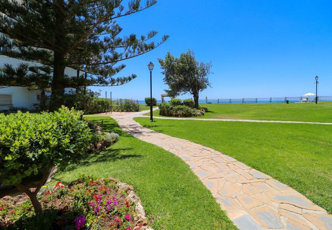 Appartement à Marbella - Luxueux appartement neuf avec vue sur la mer  - en bord de mer à Playa Real Appartement à Marbella - Luxueux appartement neuf avec vue sur la mer  - en bord de mer à Playa Real