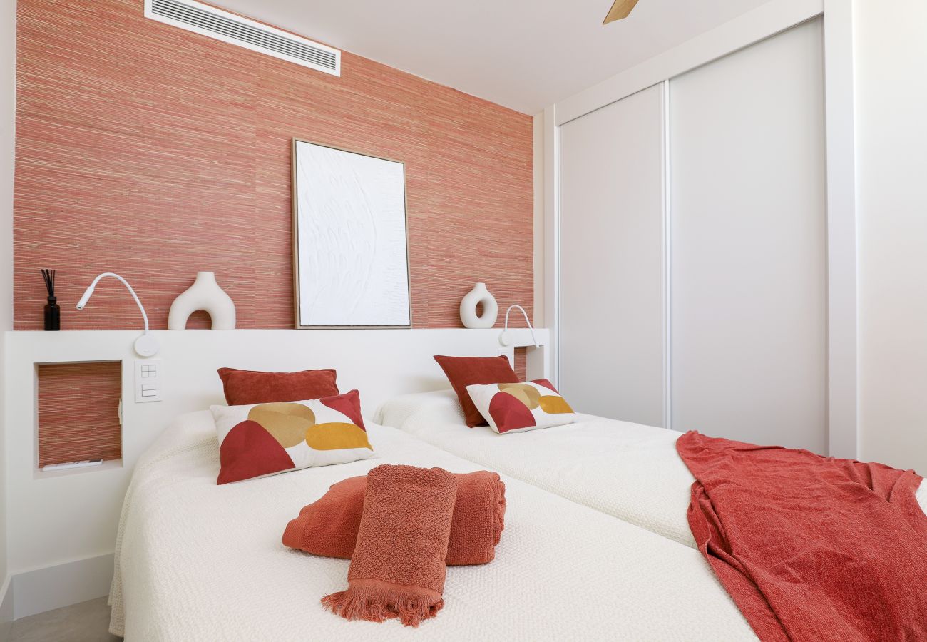 Appartement à Marbella - Luxueux appartement neuf avec vue sur la mer  - en bord de mer à Playa Real