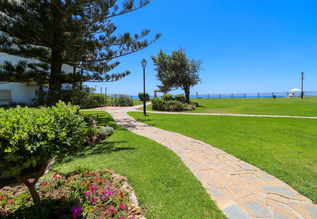 Appartement à Marbella - Luxueux appartement neuf avec vue sur la mer  - en bord de mer à Playa Real